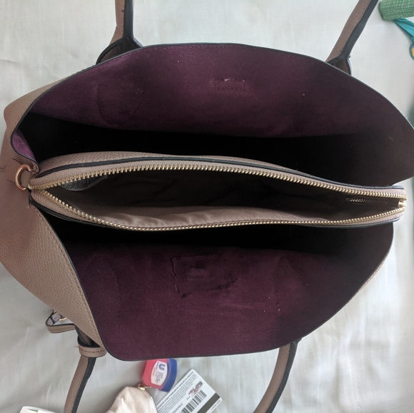 Bag - Picture 2 of 2